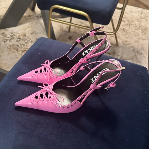Versace Laced Pin-point Slingback Pumps Size 37.5 - Picture 4 of 6